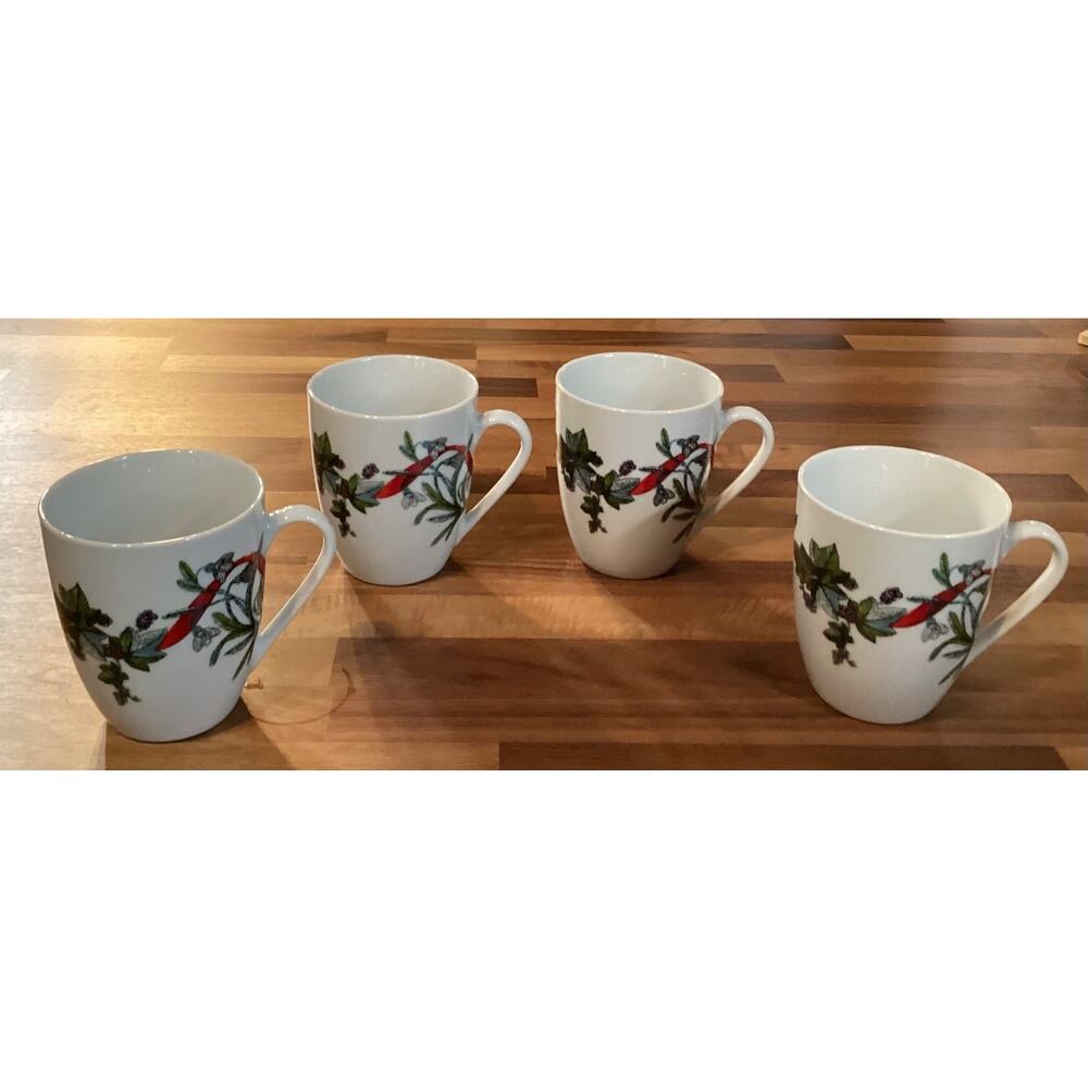 Brylane Home Set of 4 Christmas Jolly Time Mugs Ribbon & Floral Holiday